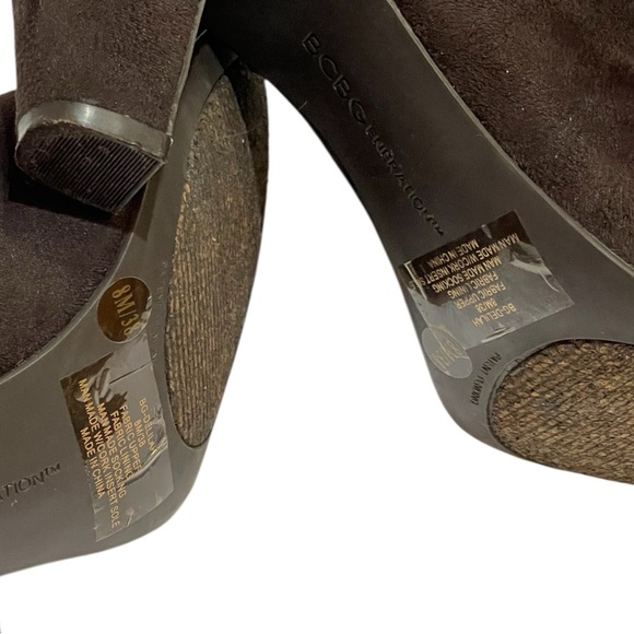 BCBG BROWN DELILAH FAUX SUEDE SLIP ON ANKLE BOOTS SZ 8M EUC - Picture 12 of 15